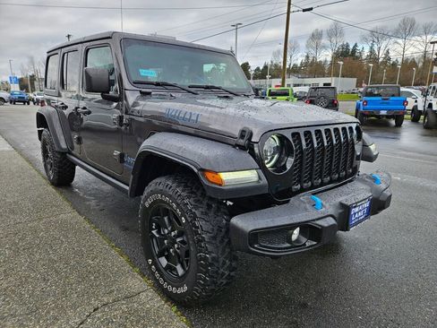 Used 2023 Jeep Wrangler Unlimited image 6