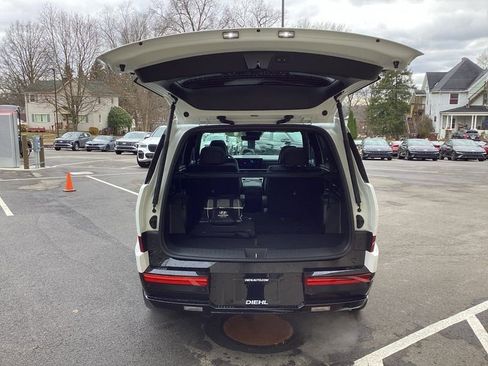 New 2026 Hyundai Santa Fe Calligraphy AWD/4WD image 10