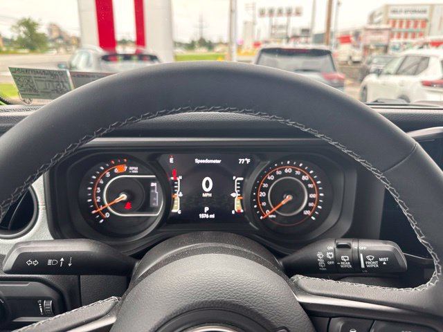 Used 2026 Jeep Wrangler Unlimited Sport AWD/4WD image 23