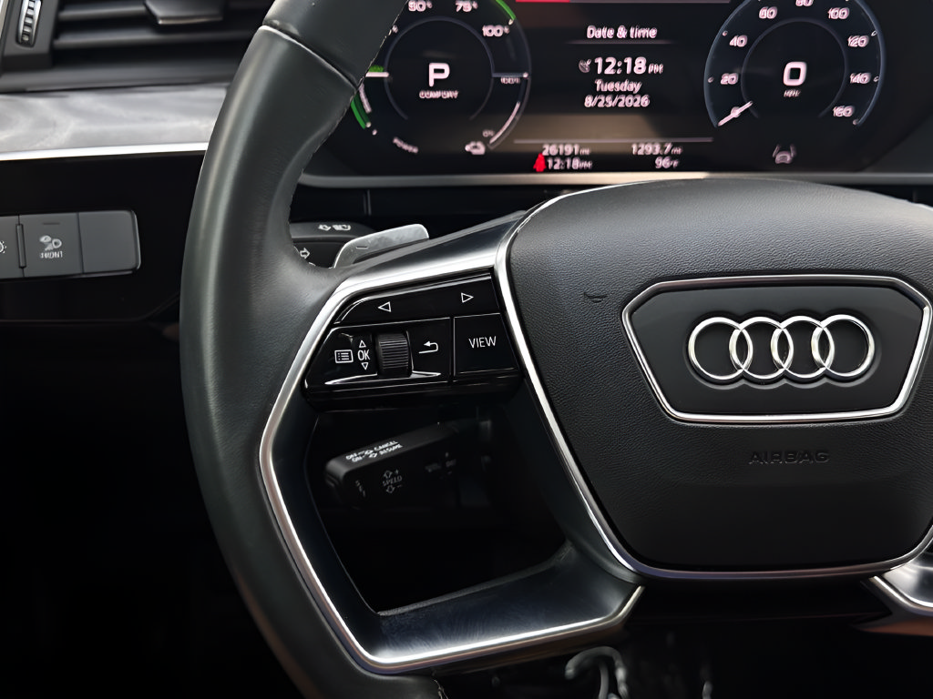 Used 2024 Audi Q8 e-tron Premium AWD/4WD image 11