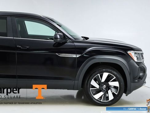 Used 2025 Volkswagen Atlas Cross Sport SE w/ Panoramic Sunroof Package image 51