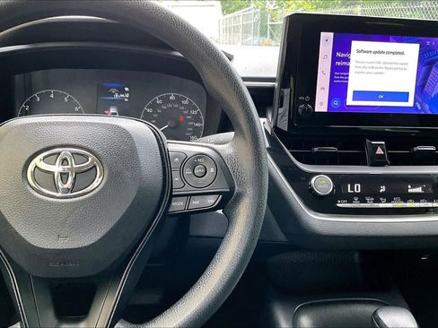 Used 2023 Toyota Corolla LE w/ LE Convenience Package FWD image 24