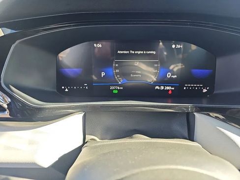 Used 2024 Volkswagen Taos S image 13