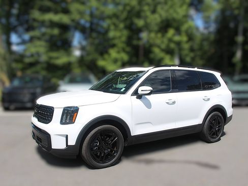 Certified 2025 Kia Telluride EX X-Line AWD/4WD image 4
