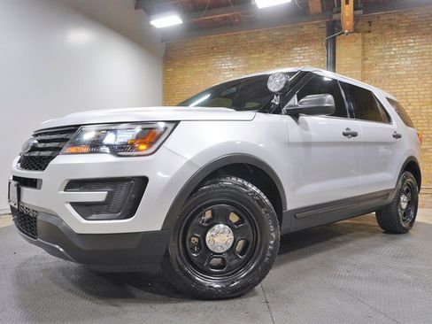 Used 2018 Ford Explorer 4WD Police Interceptor image 1