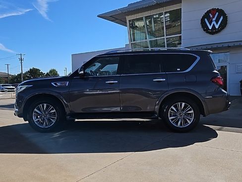 Used 2024 INFINITI QX80 Luxe image 8