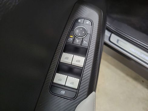 Used 2023 Mitsubishi Outlander SEL image 23