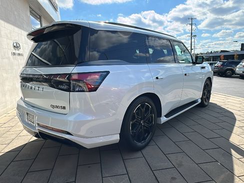 New 2026 INFINITI QX80 4WD image 5