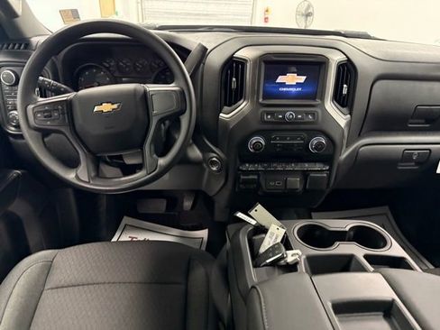 New 2026 Chevrolet Silverado 2500 Custom w/ Custom Value Package AWD/4WD image 15