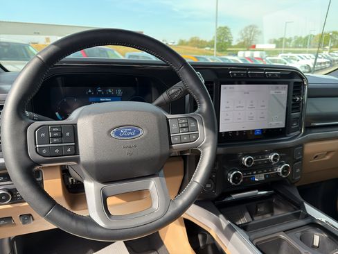 Used 2024 Ford F250 Lariat w/ Chrome Package AWD/4WD image 9