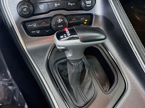 Used 2016 Dodge Challenger R/T Scat Pack w/ Leather Interior Group RWD image 20