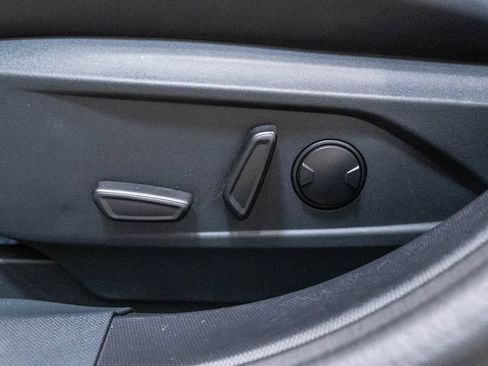Used 2022 Ford Mustang Mach-E Premium RWD image 22