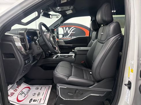 New 2026 Ford F250 Platinum AWD/4WD image 11