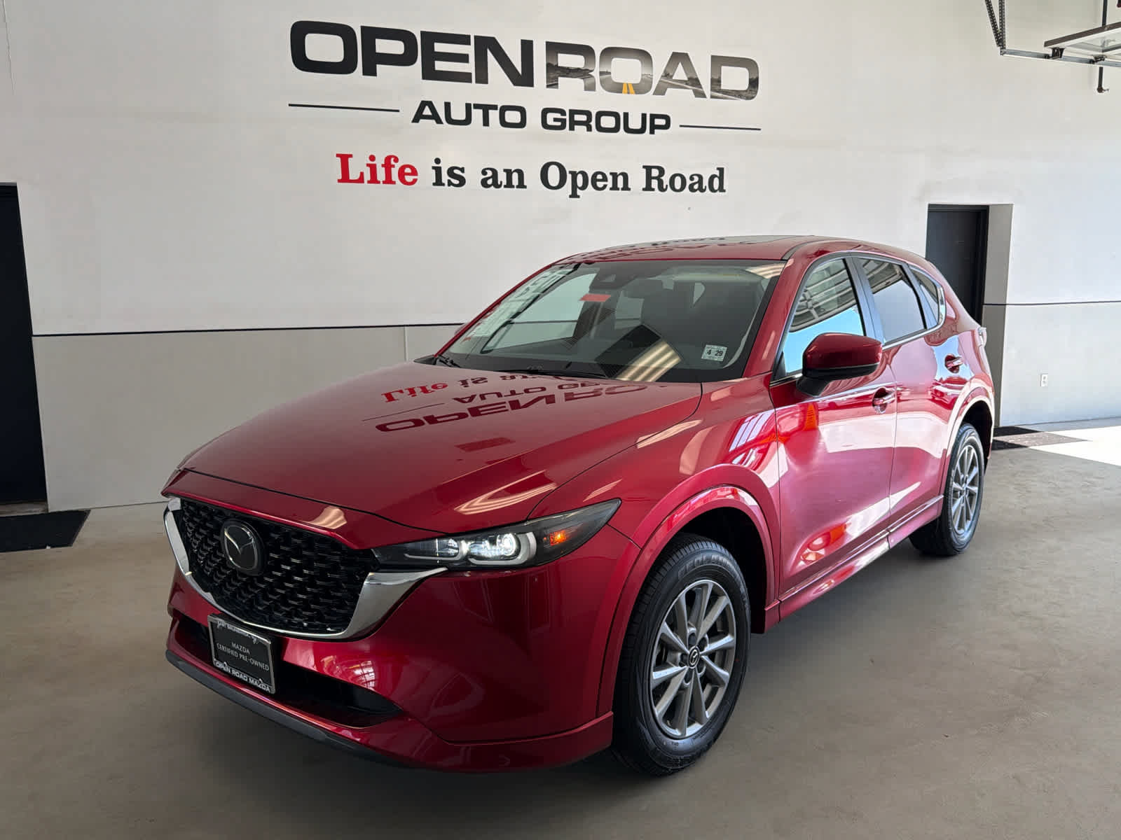 Certified 2024 MAZDA CX-5 AWD 2.5 S w/ Preferred Package image 1