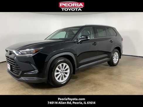 Used 2024 Toyota Grand Highlander XLE image 1