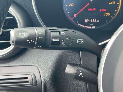 Used 2020 Mercedes-Benz GLC 300 image 27