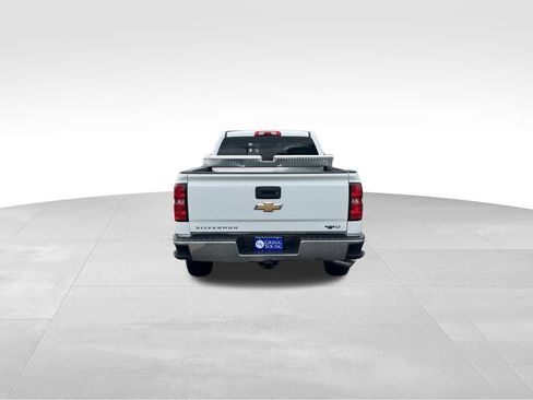 Used 2018 Chevrolet Silverado 1500 LT w/ All Star Edition AWD/4WD image 7