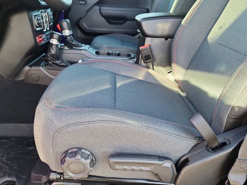 New 2026 Jeep Wrangler Unlimited Rubicon image 12