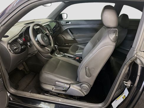 Used 2016 Volkswagen Beetle 1.8T FWD image 13