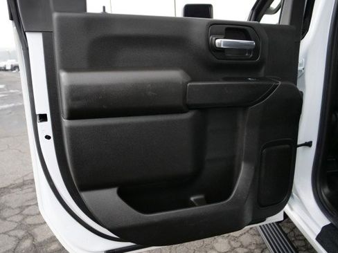 Used 2024 GMC Sierra 3500 Pro w/ Convenience Package image 33