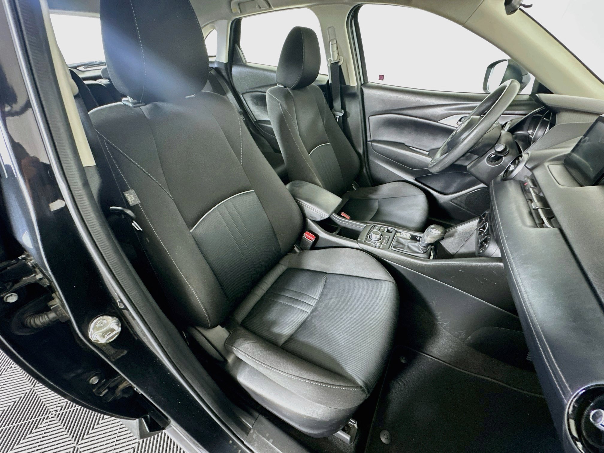 Used 2019 MAZDA CX-3 Sport FWD image 28