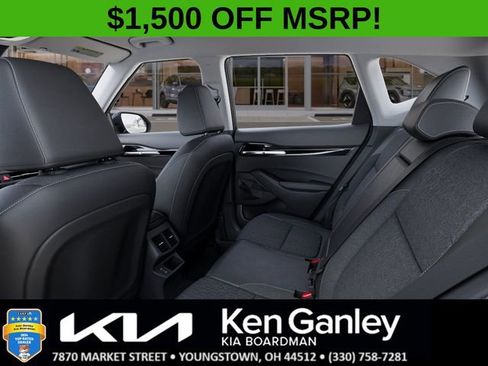 New 2025 Kia Seltos S image 18