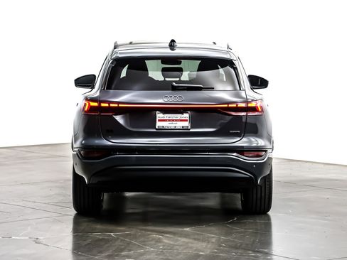 New 2025 Audi Q6 e-tron Premium Plus image 3