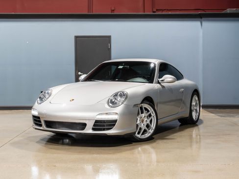 Used 2009 Porsche 911 Carrera RWD image 1