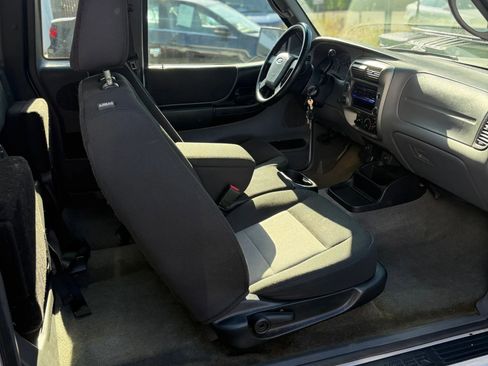 Used 2011 Ford Ranger XLT w/ Bright Trim Group AWD/4WD image 4