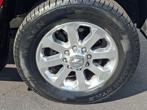 Used 2019 RAM 2500 Laramie AWD/4WD image 8