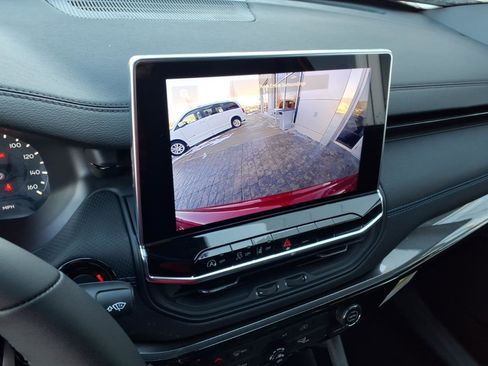 New 2026 Jeep Compass Latitude image 24