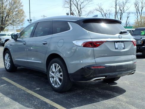 Used 2024 Buick Enclave Essence w/ Experience Buick Package image 6