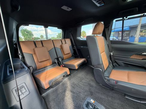 Used 2025 Lexus GX 550 AWD/4WD image 40