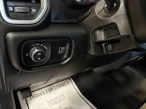 Certified 2025 RAM 2500 Big Horn AWD/4WD image 42