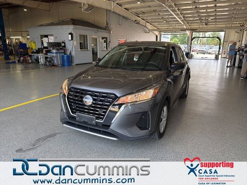 Used 2023 Nissan Kicks S FWD image 1
