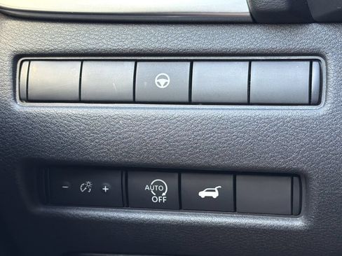 Certified 2023 Nissan Rogue Platinum AWD/4WD image 14