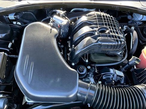 Certified 2023 Chrysler 300 S RWD image 31