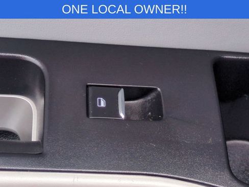 Used 2023 Ford Explorer XLT w/ Equipment Group 202A AWD/4WD image 31