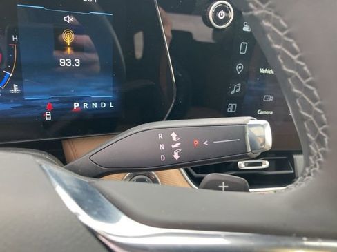 Used 2026 Chevrolet Equinox ACTIV w/ Convenience Package III image 29