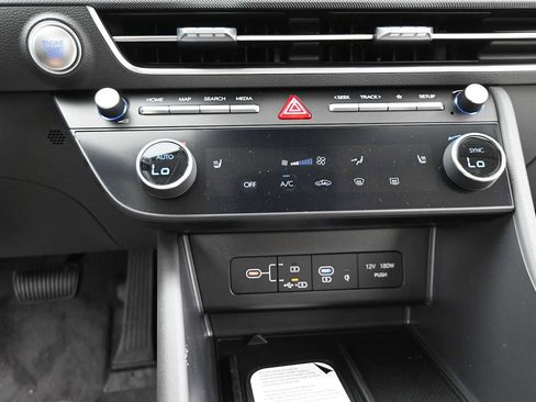 New 2026 Hyundai Sonata SEL FWD image 19