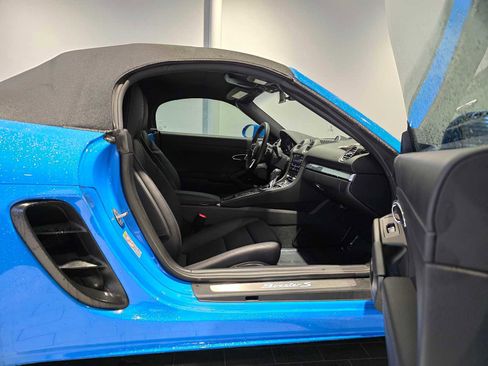 Used 2024 Porsche 718 Boxster S image 14