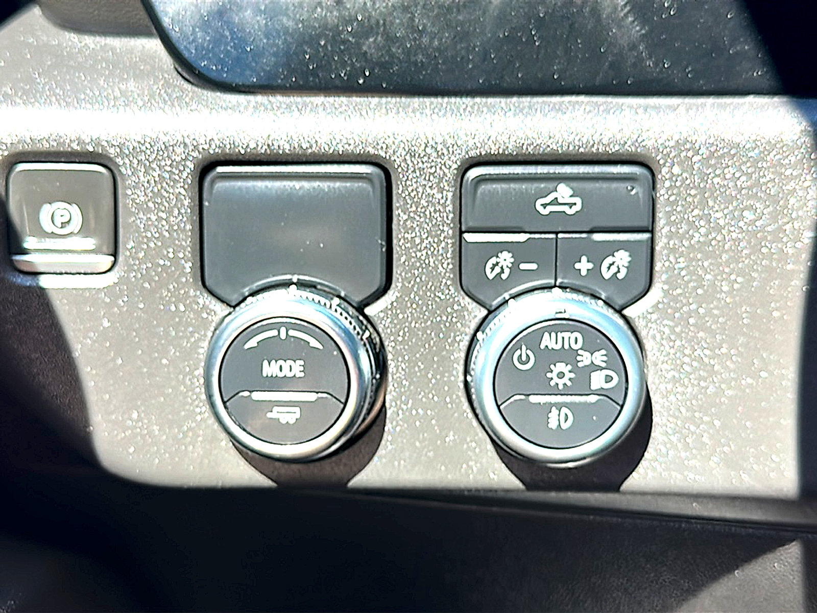 Used 2022 GMC Sierra 1500 Elevation RWD image 35