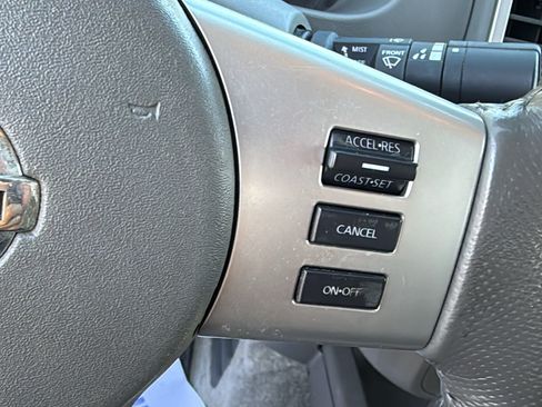 Used 2016 Nissan Frontier SV w/ SV Value Truck Package AWD/4WD image 11