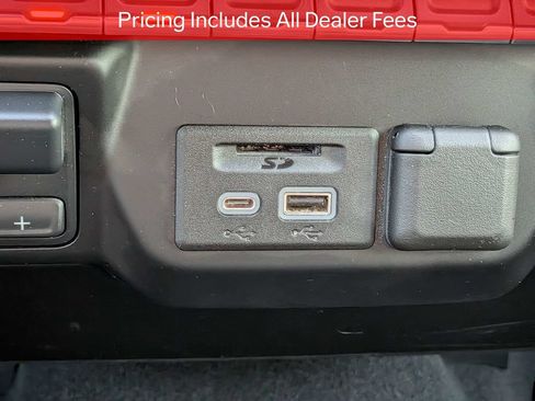 Used 2021 Chevrolet Silverado 1500 LT w/ Diesel Off-Road Package AWD/4WD image 23