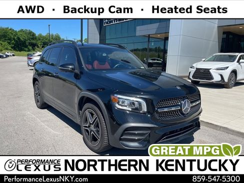 Used 2021 Mercedes-Benz GLB 250 4MATIC image 1