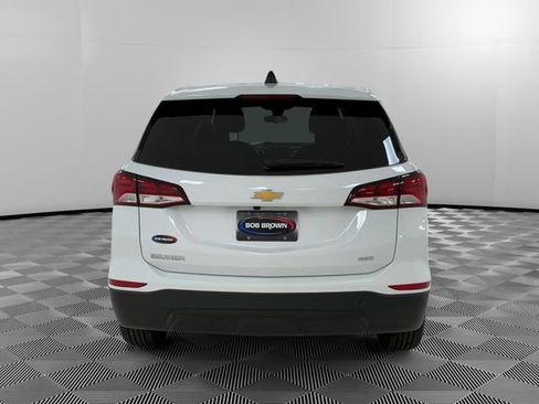 Used 2023 Chevrolet Equinox LS w/ LS Convenience Package AWD/4WD image 4