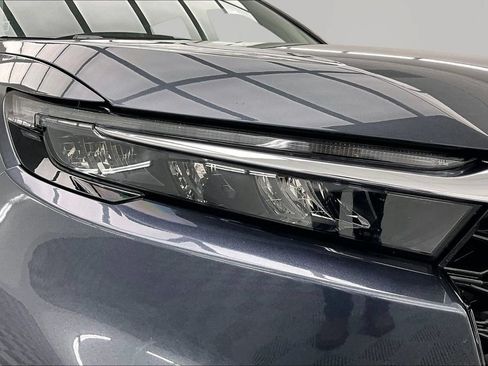 Used 2025 Honda CR-V EX image 29