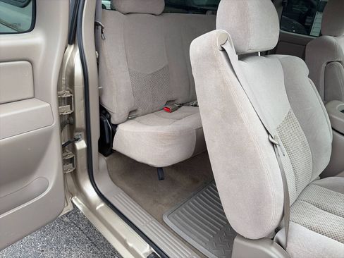 Used 2006 Chevrolet Silverado 1500 LT w/ Light Duty Power Package RWD image 13