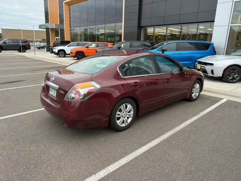 Used 2012 Nissan Altima 2.5 SL w/ 2.5SL Pkg FWD image 5