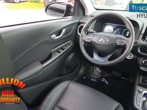 Used 2023 Hyundai Kona Limited FWD image 28
